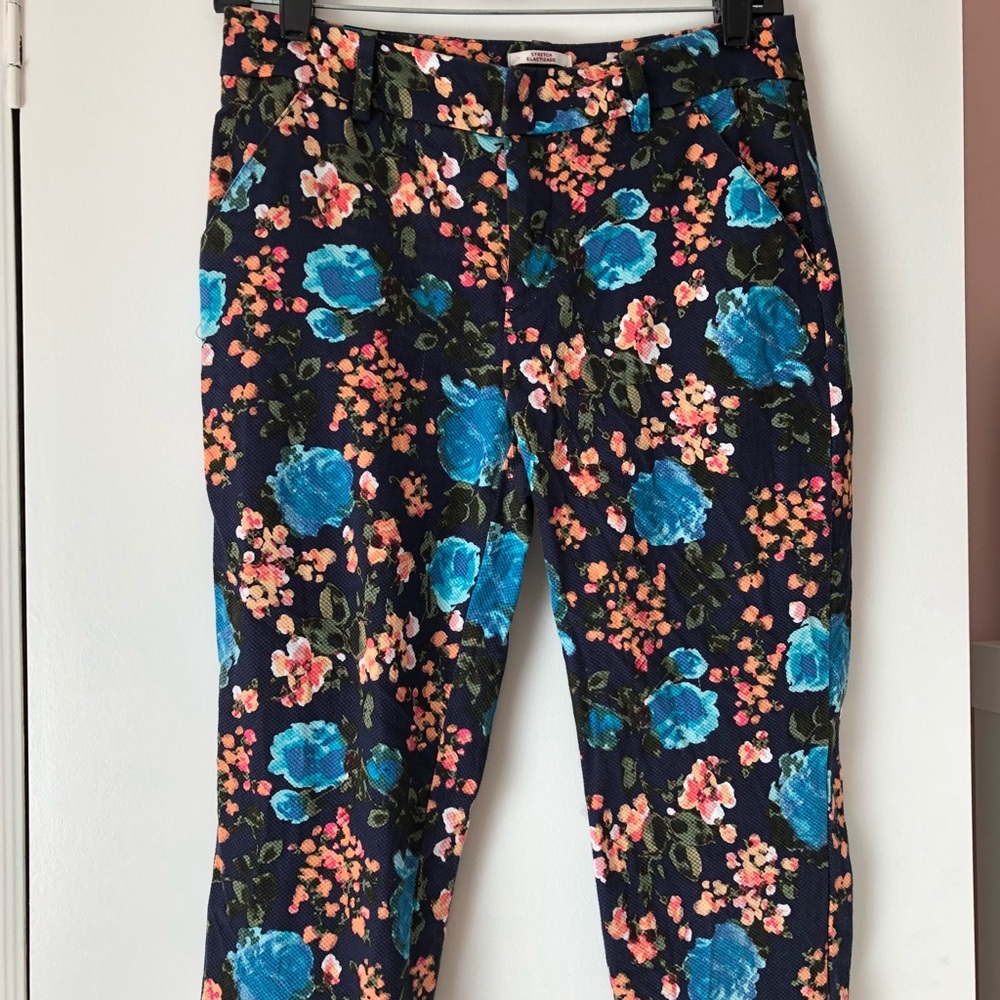 Floral Ankle Pants in Navy with Blue Blooms